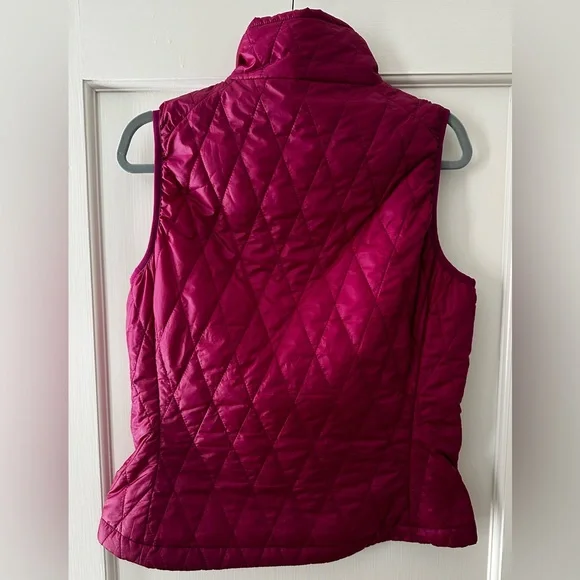 Patagonia Women’s Nano Puff Vest Size Medium - Picture 4 of 5